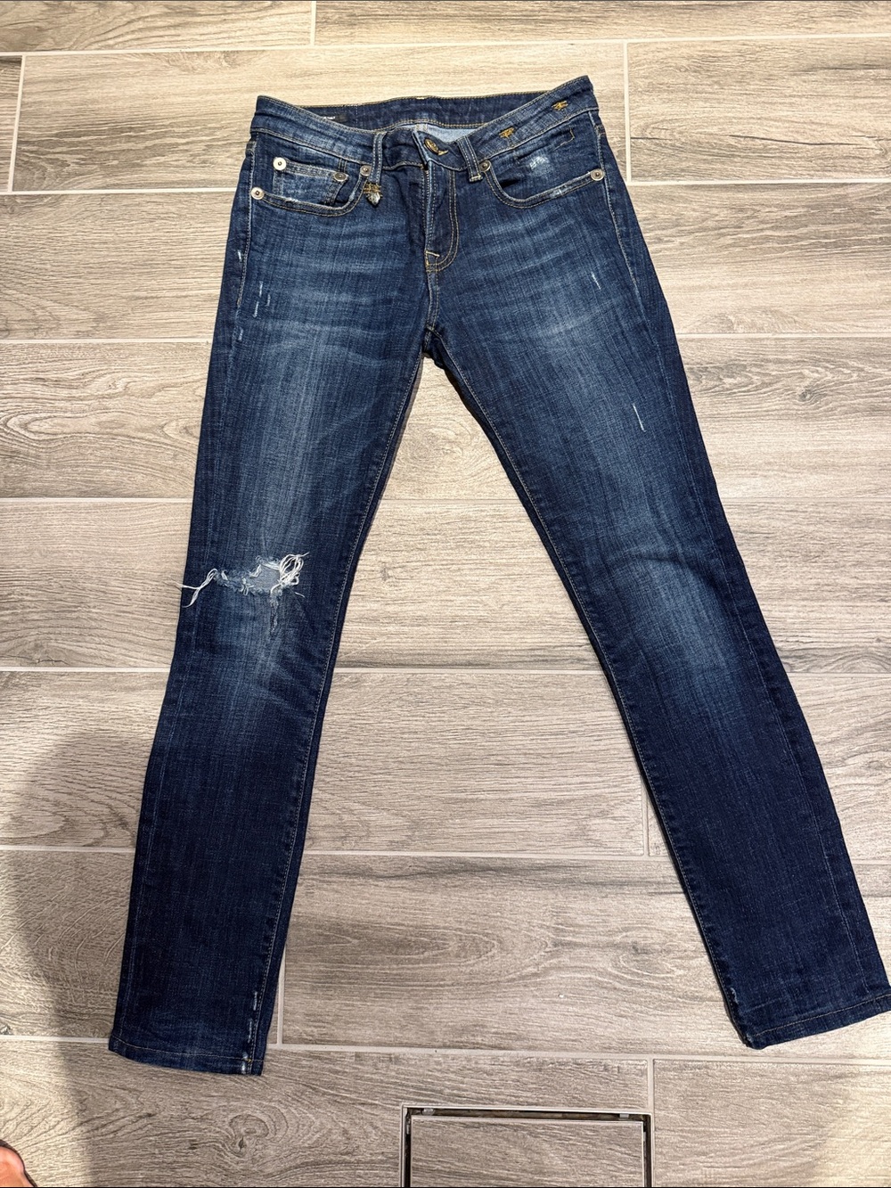 Tag and Bone size 25 Dark Blue Women's Distressed Skinny Jeans